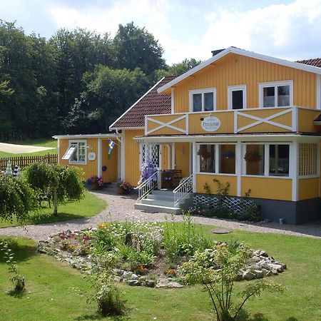 Hotel & Pensionat Bjoerkelund Stenbrohult  Esterno foto
