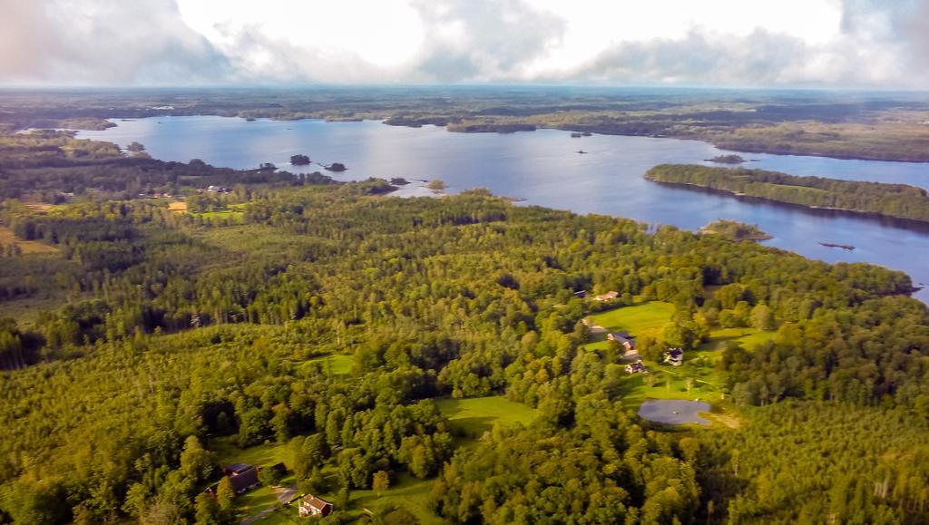 Hotel & Pensionat Bjoerkelund Stenbrohult  Esterno foto