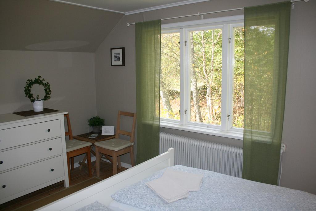 Hotel & Pensionat Bjoerkelund Stenbrohult  Esterno foto