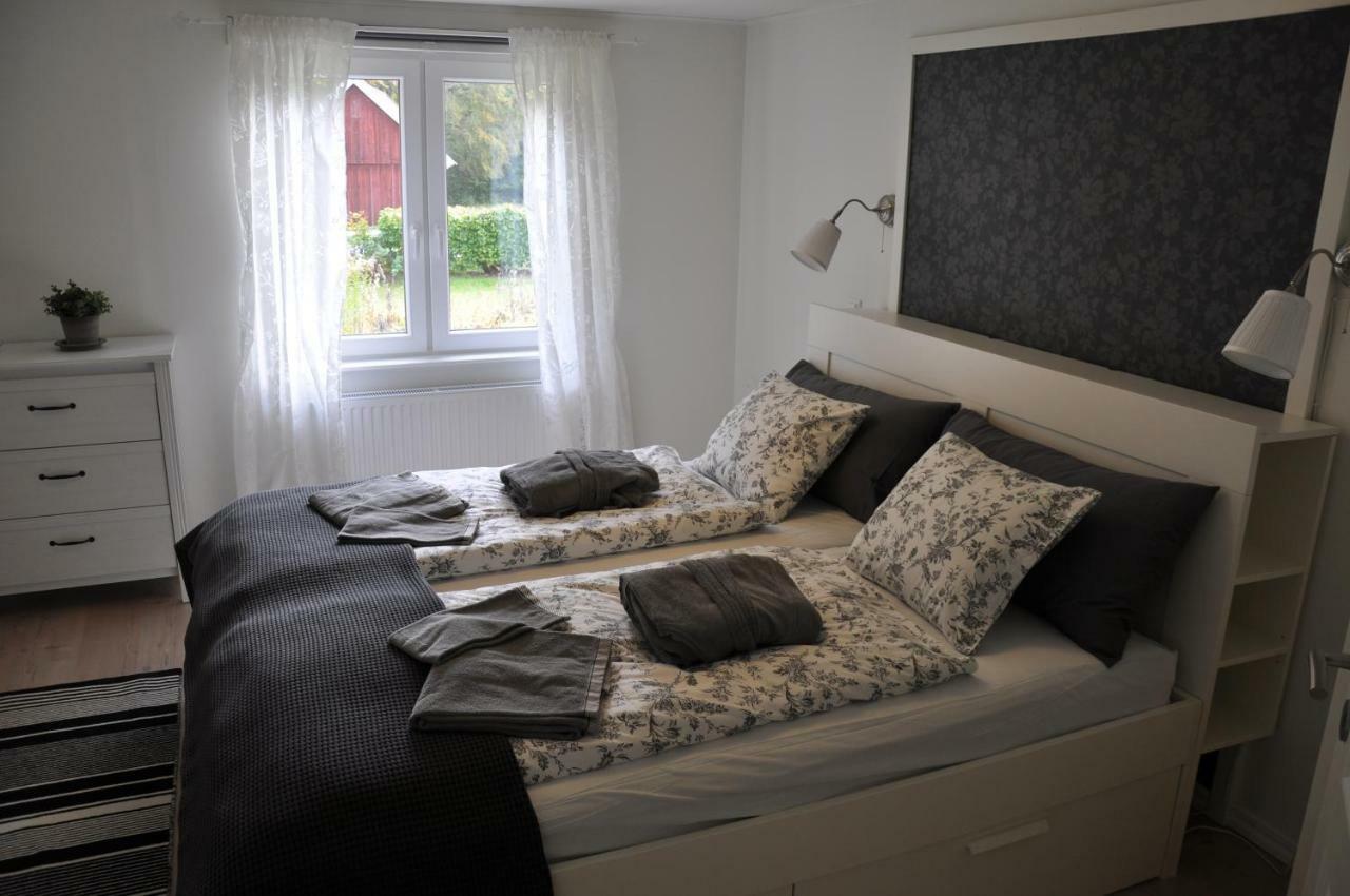 Hotel & Pensionat Bjoerkelund Stenbrohult  Esterno foto