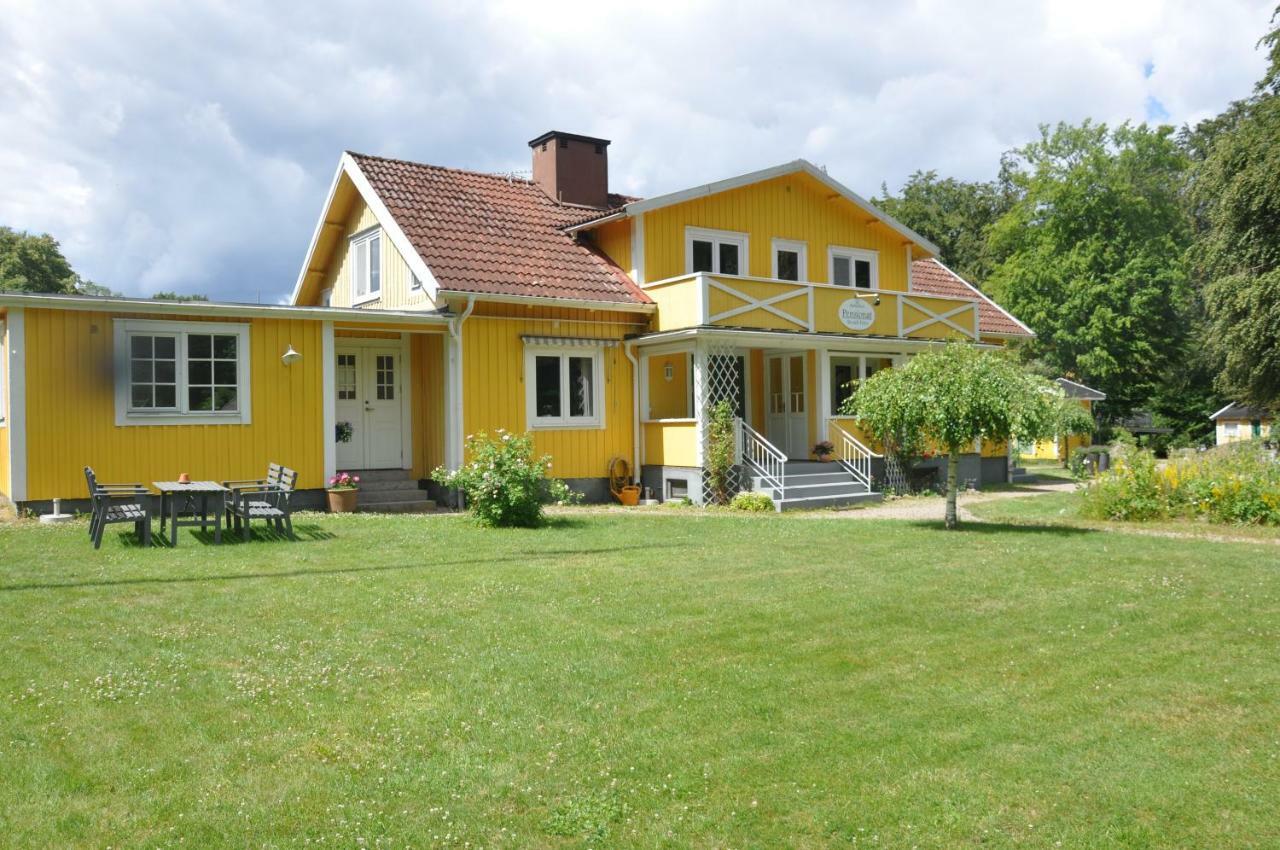 Hotel & Pensionat Bjoerkelund Stenbrohult  Esterno foto